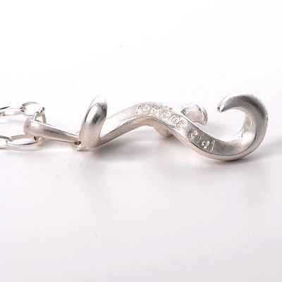 シルバーネックレス