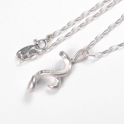 シルバーネックレス