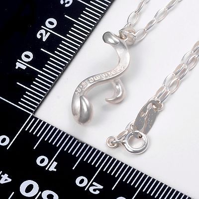 シルバーネックレス