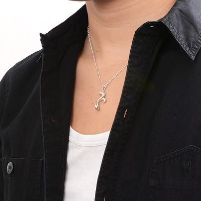 シルバーネックレス