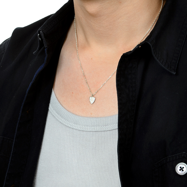 シルバーネックレス