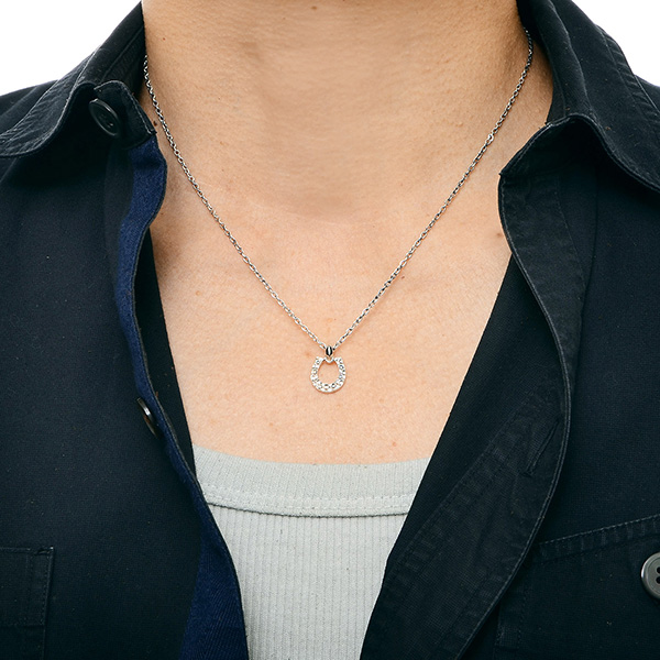 シルバーネックレス