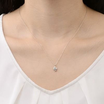 シルバーネックレス