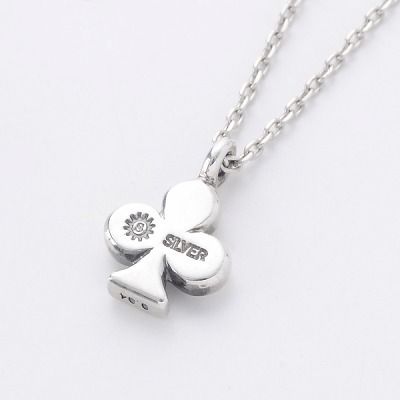 シルバーネックレス