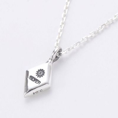 シルバーネックレス
