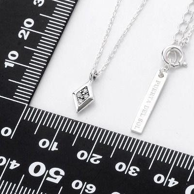 シルバーネックレス