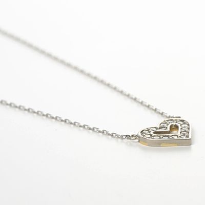 ホワイトゴールドネックレス