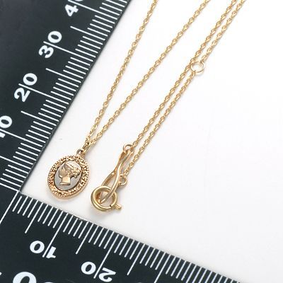 イエローゴールドネックレス