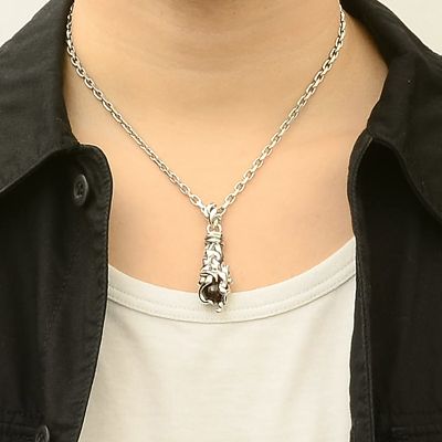 シルバーネックレス