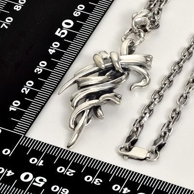 シルバーネックレス