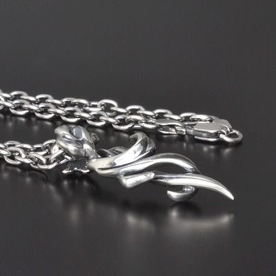 シルバーネックレス
