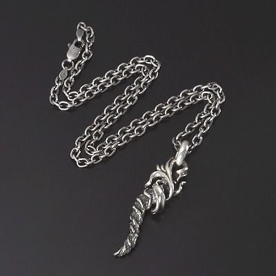 シルバーネックレス