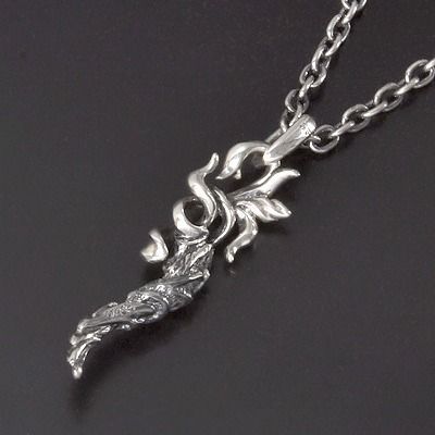 シルバーネックレス