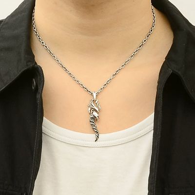 シルバーネックレス