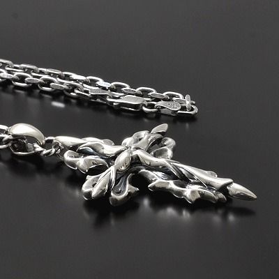 シルバーネックレス