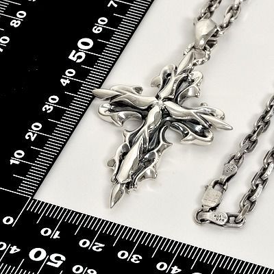 シルバーネックレス