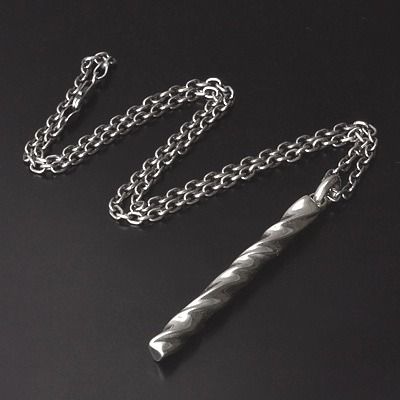 シルバーネックレス