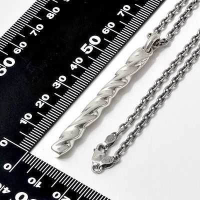 シルバーネックレス