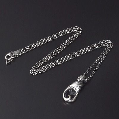 シルバーネックレス