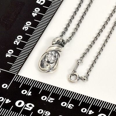 シルバーネックレス