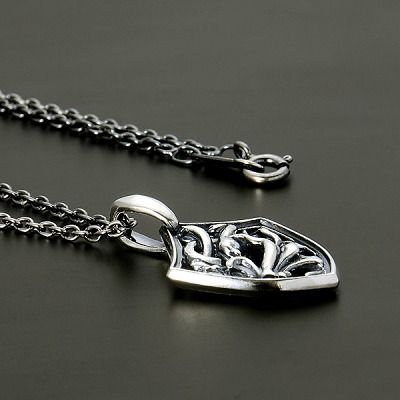 シルバーネックレス