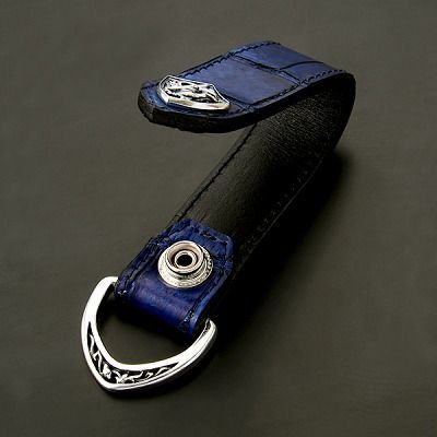 レザーキーホルダー
