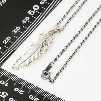 シルバーネックレス