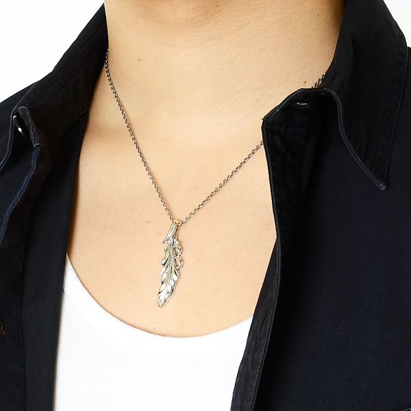 シルバーネックレス