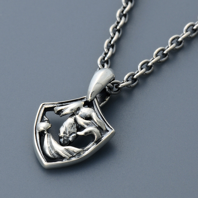 シルバーネックレス