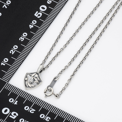 シルバーネックレス