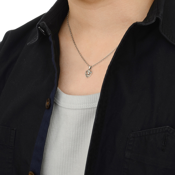 シルバーネックレス