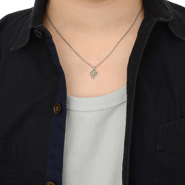 シルバーネックレス