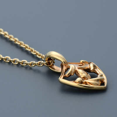 ゴールドネックレス