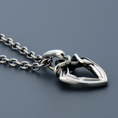 シルバーネックレス