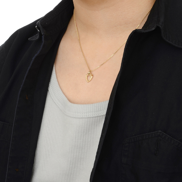 ゴールドネックレス