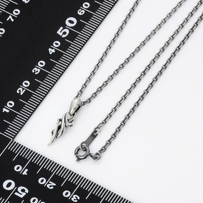 シルバーネックレス