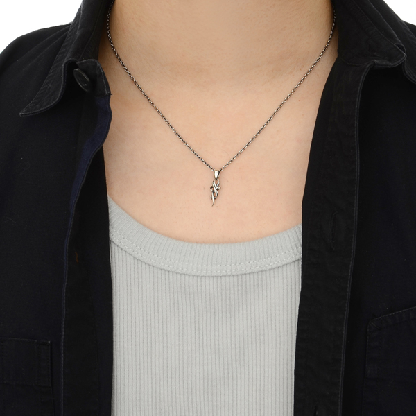 シルバーネックレス