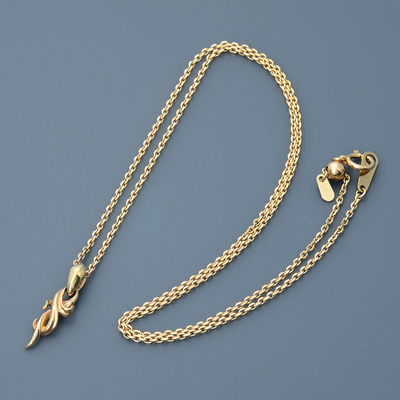 ゴールドネックレス