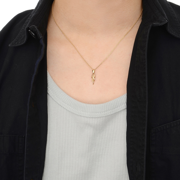 ゴールドネックレス