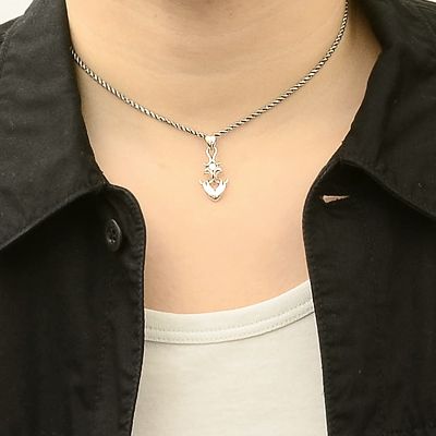 シルバーネックレス