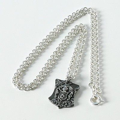 シルバーネックレス