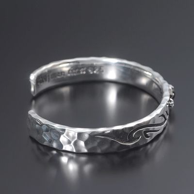 シルバーバングル