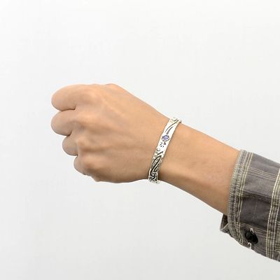 シルバーバングル