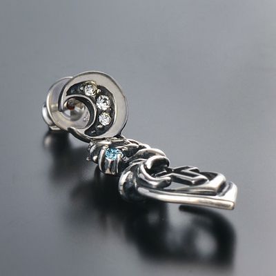 シルバースタッドピアス(片耳用)