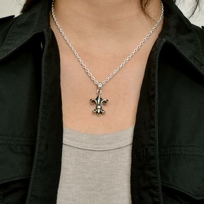 シルバーネックレス