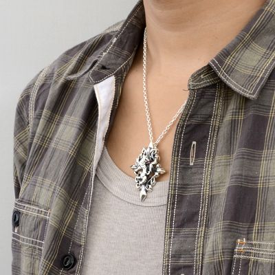 シルバーネックレス