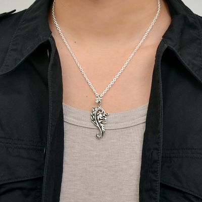 シルバーネックレス