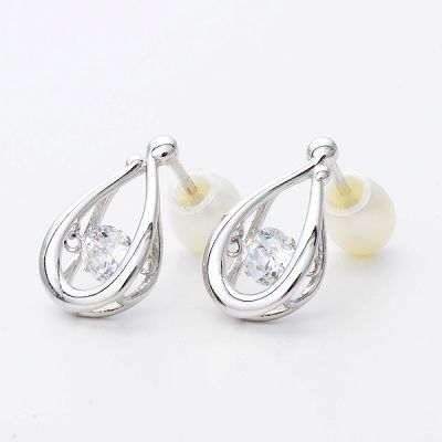 シルバースタッドピアス