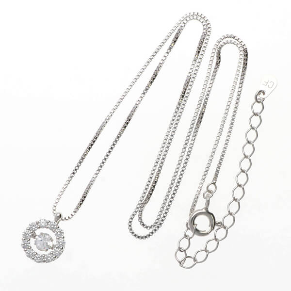 シルバーネックレス