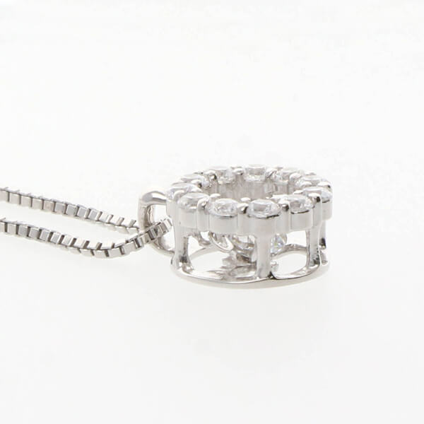 シルバーネックレス